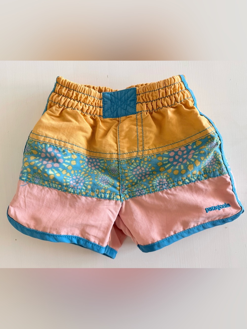 Patagonia baby Girls Colorblock swim pool beach boardshorts 12-18m